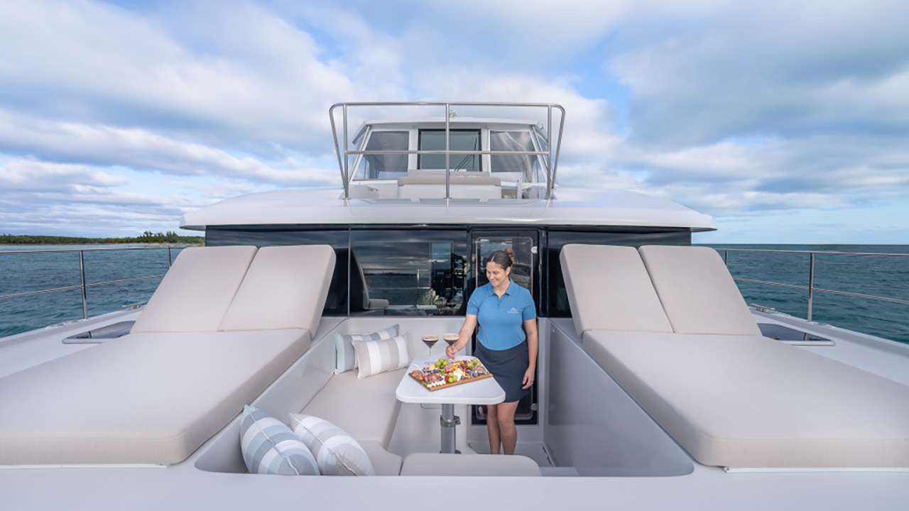 Luxury Crewed Catamaran EARNOUT photo 7