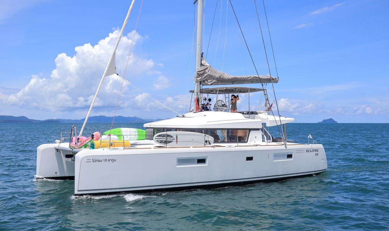 Crewed Catamaran ECLIPSE