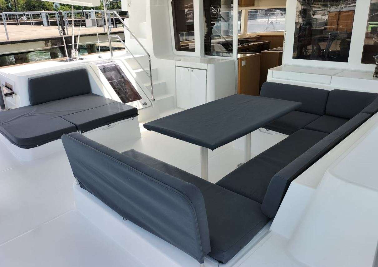 Crewed Catamaran ECLIPSE photo 6