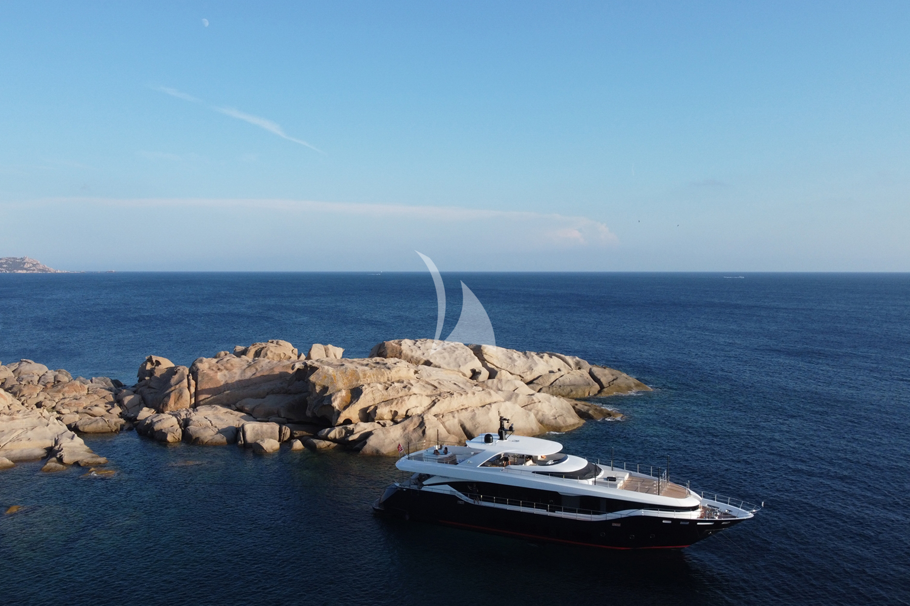 Luxury Crewed Motor Yacht EDEN photo 6