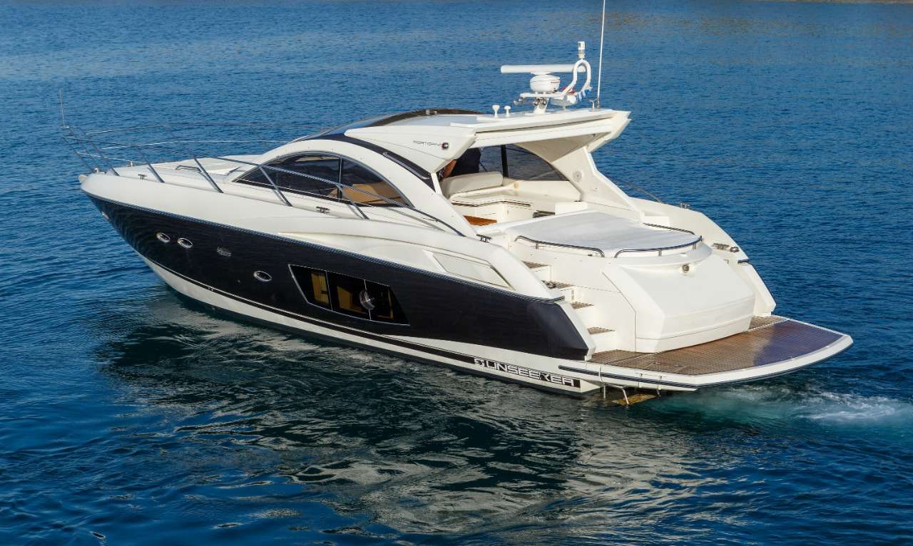 Crewed Motor Yacht EL NIMA photo 3