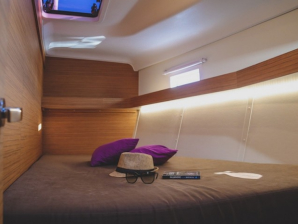 Bareboat Sailing Yacht Elan 50 photo 8