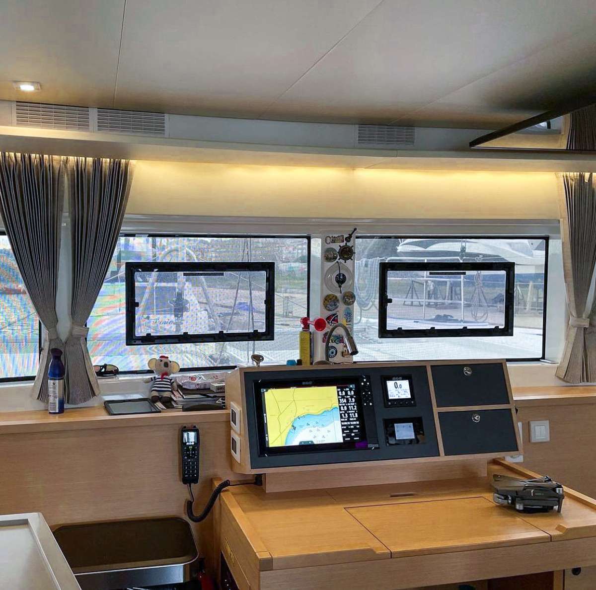 Crewed Catamaran ELATION photo 7