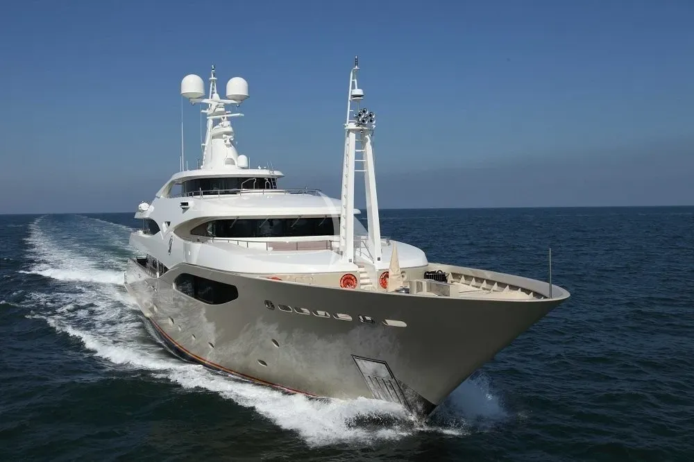 Luxury Crewed Motor Yacht ELENI 60M photo 3
