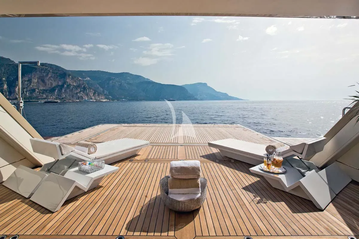 Luxury Crewed Motor Yacht ELENI 60M photo 7