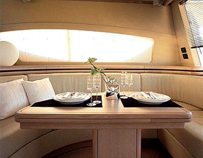 Luxury Crewed Motor Yacht ELEVEN photo 4