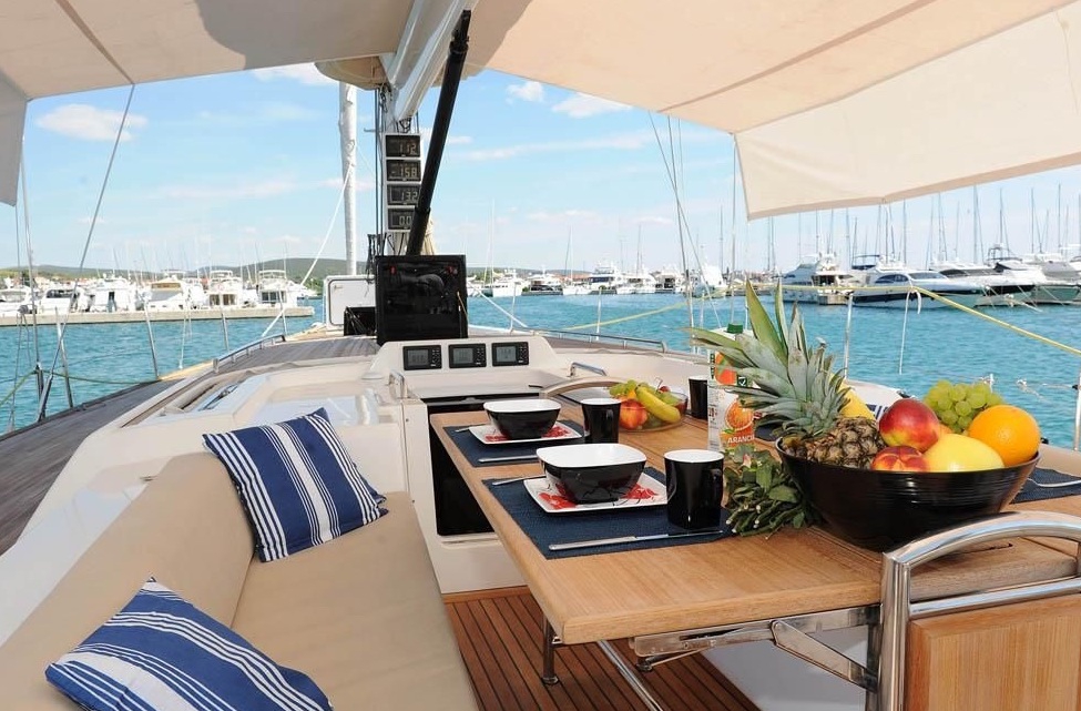 Luxury Crewed Sailing Yacht ELINE photo 6