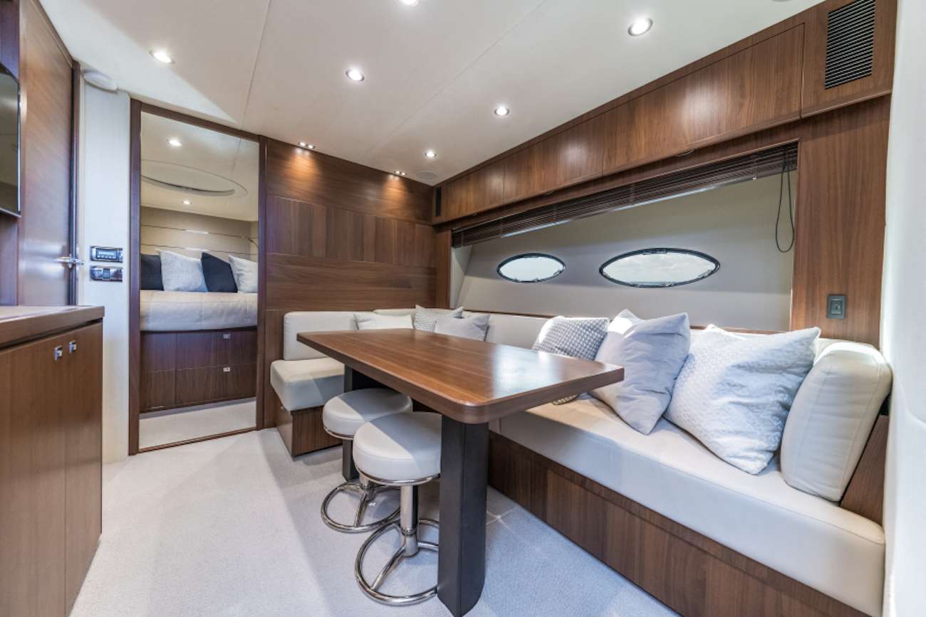 Luxury Crewed Motor Yacht ELLA ROSE photo 5
