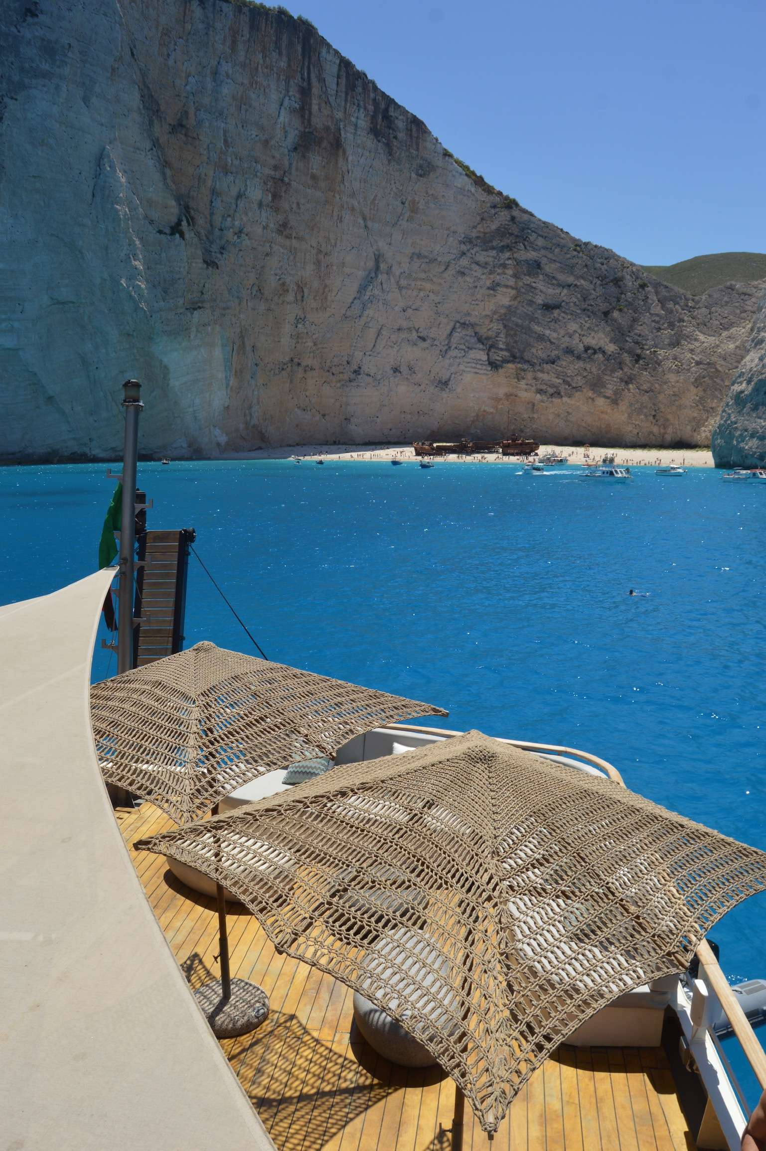 Luxury Crewed Motor Yacht ELYSIUM photo 3