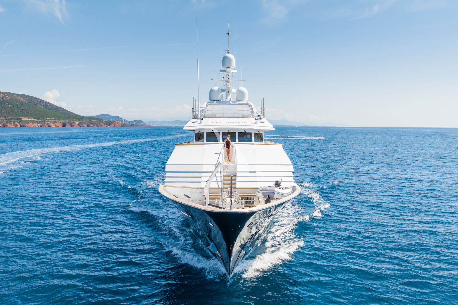 Luxury Motor Yacht EMERALD photo 3