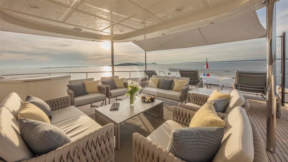 Luxury Crewed Motor Yacht ENA photo 6