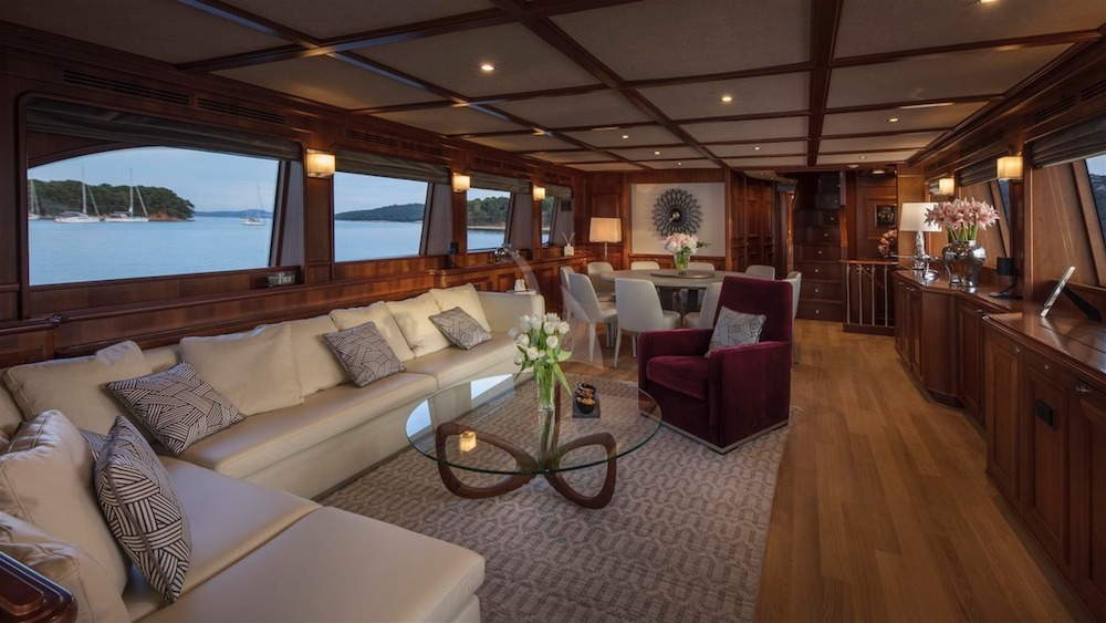 Luxury Crewed Motor Yacht ENA photo 7