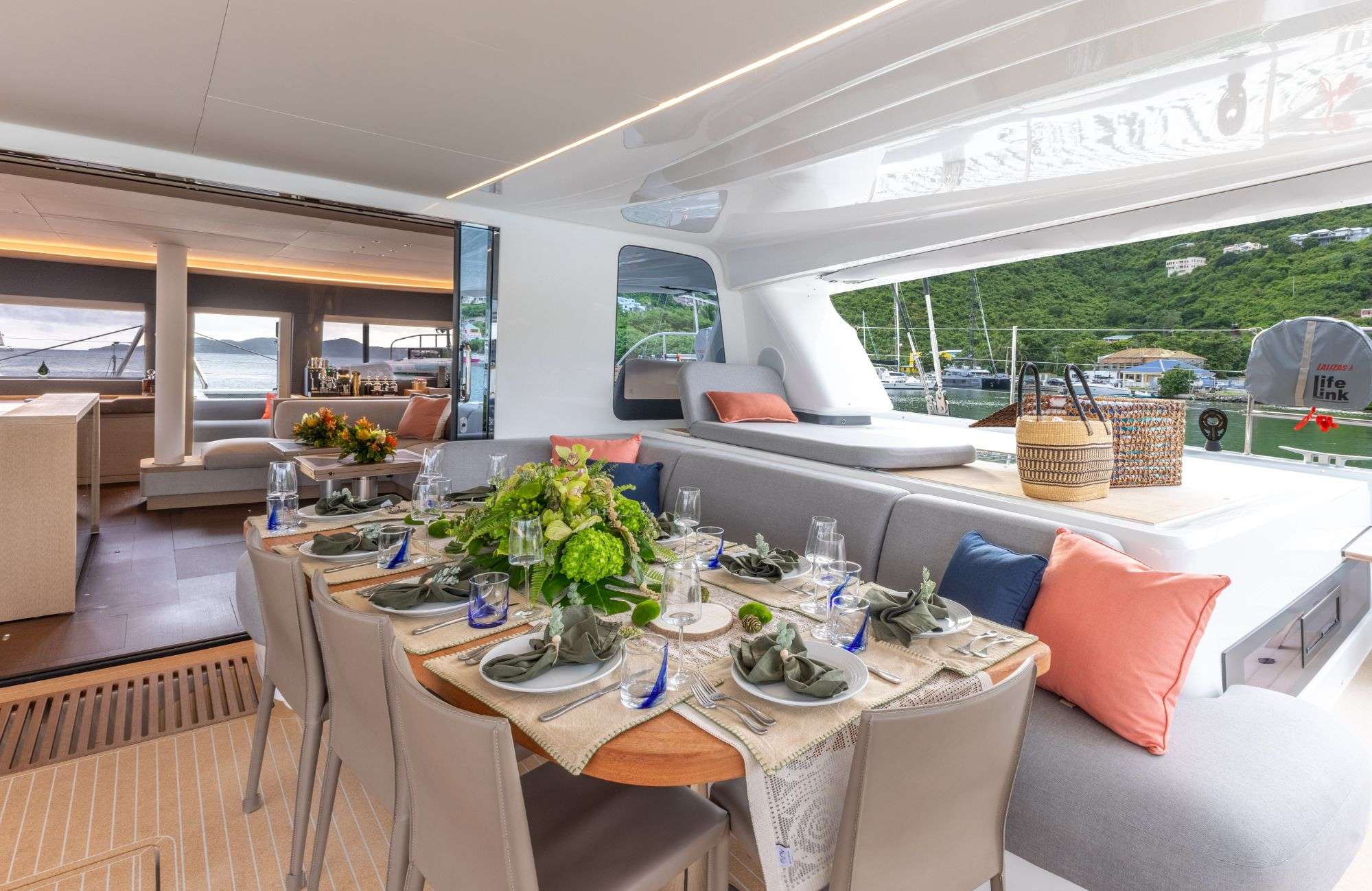 Luxury Crewed Catamaran ENDLESS SUMMER III photo 8