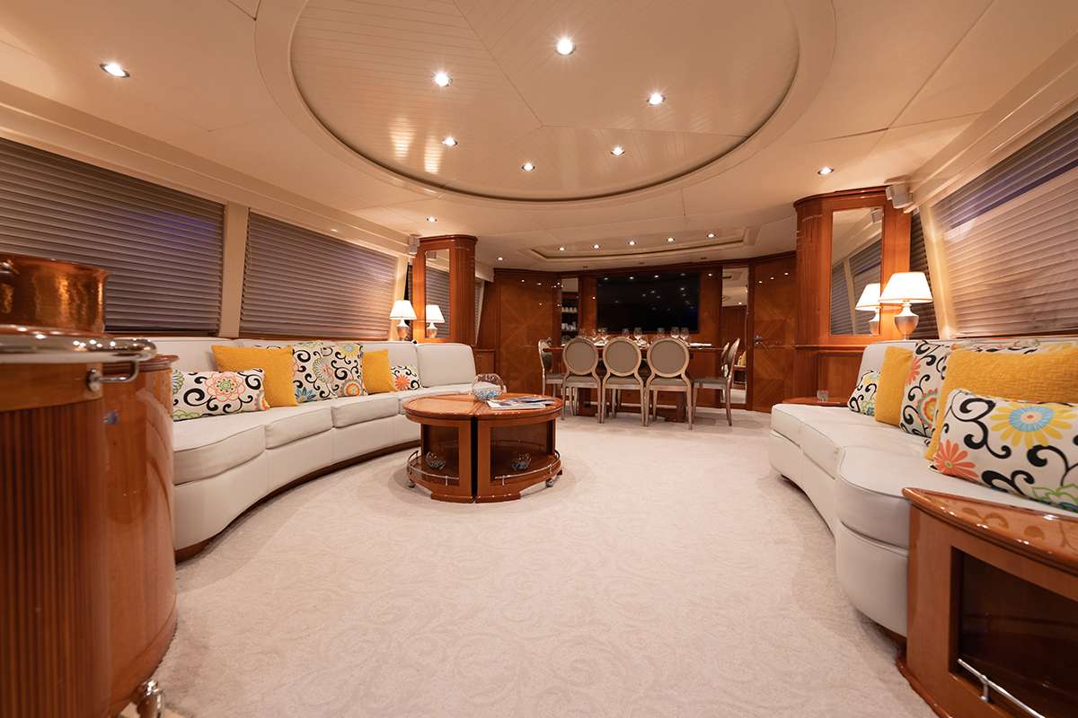 Luxury Crewed Motor Yacht ENDLESS SUN photo 5