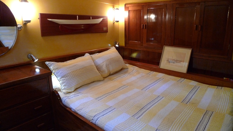 Luxury Crewed Sailing Yacht EROS photo 4