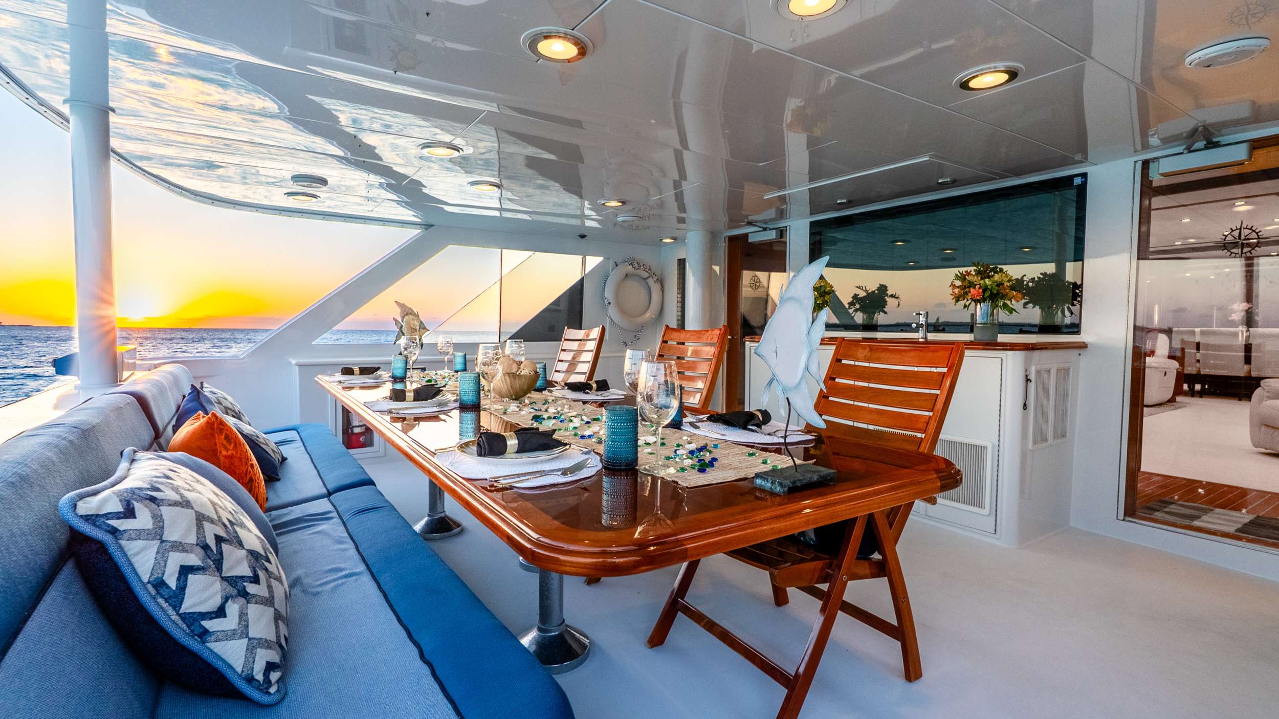Crewed Motor Yacht ESCAPE photo 7
