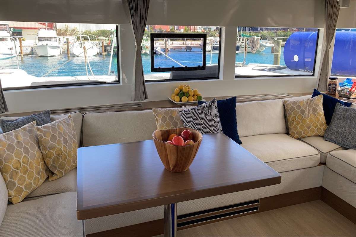 Crewed Catamaran ESPERANZA II photo 5