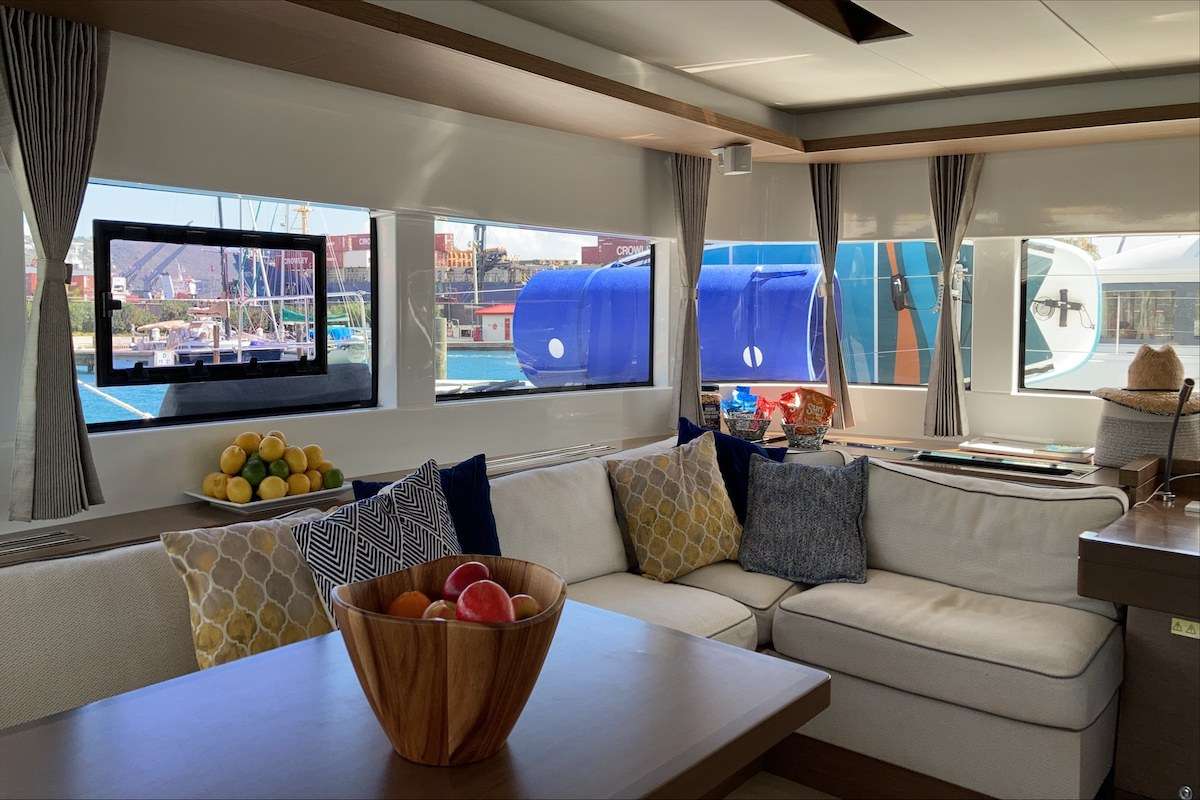 Crewed Catamaran ESPERANZA II photo 6