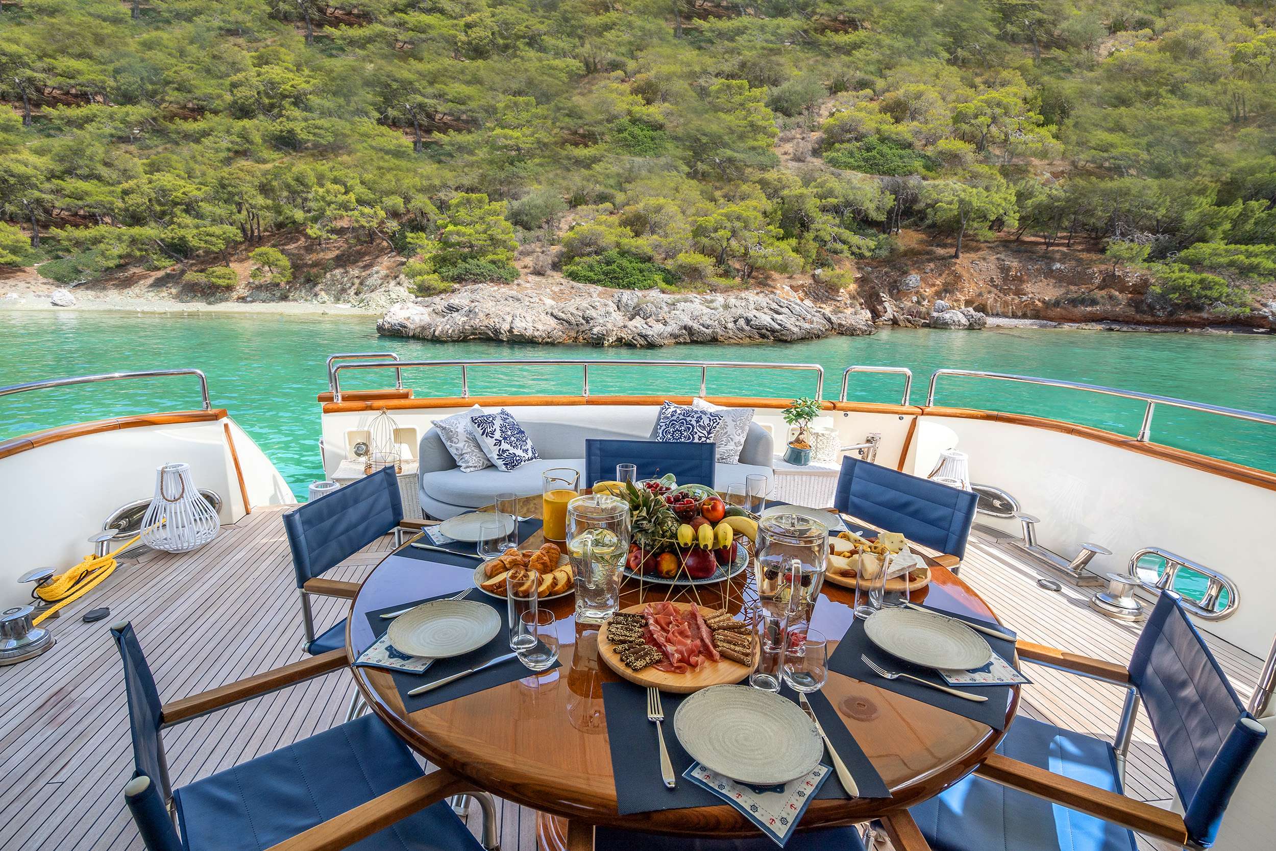 Luxury Crewed Motor Yacht ESTIA POSEIDON photo 8