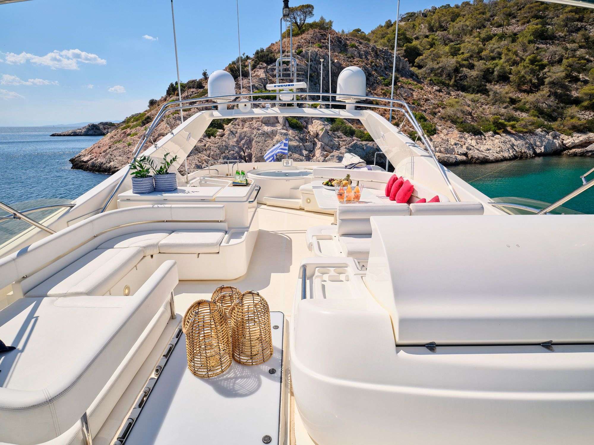 Luxury Crewed Motor Yacht ESTIA YI photo 7