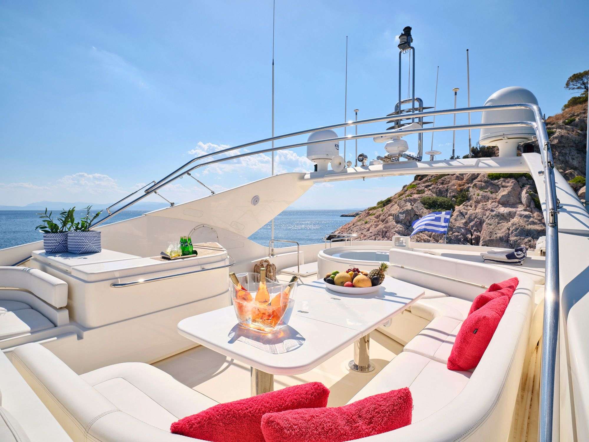 Luxury Crewed Motor Yacht ESTIA YI photo 8