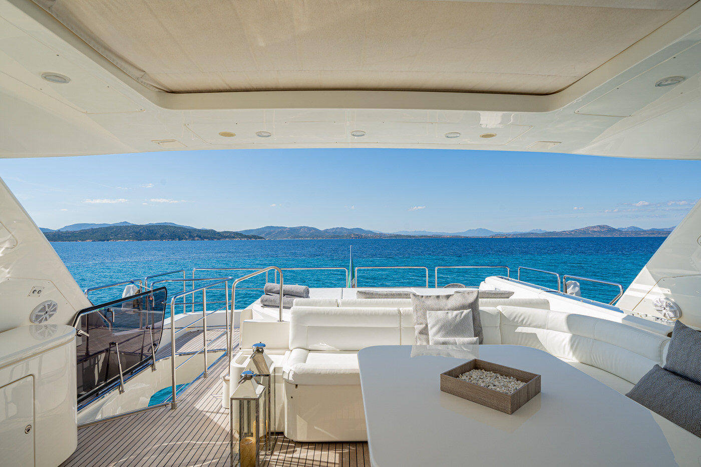 Luxury Crewed Motor Yacht ETHNA photo 6