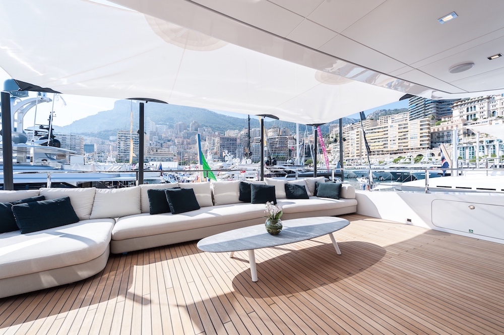 Luxury Crewed Motor Yacht AXIOS photo 6