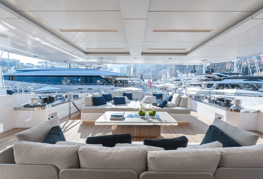 Luxury Crewed Motor Yacht AXIOS photo 8