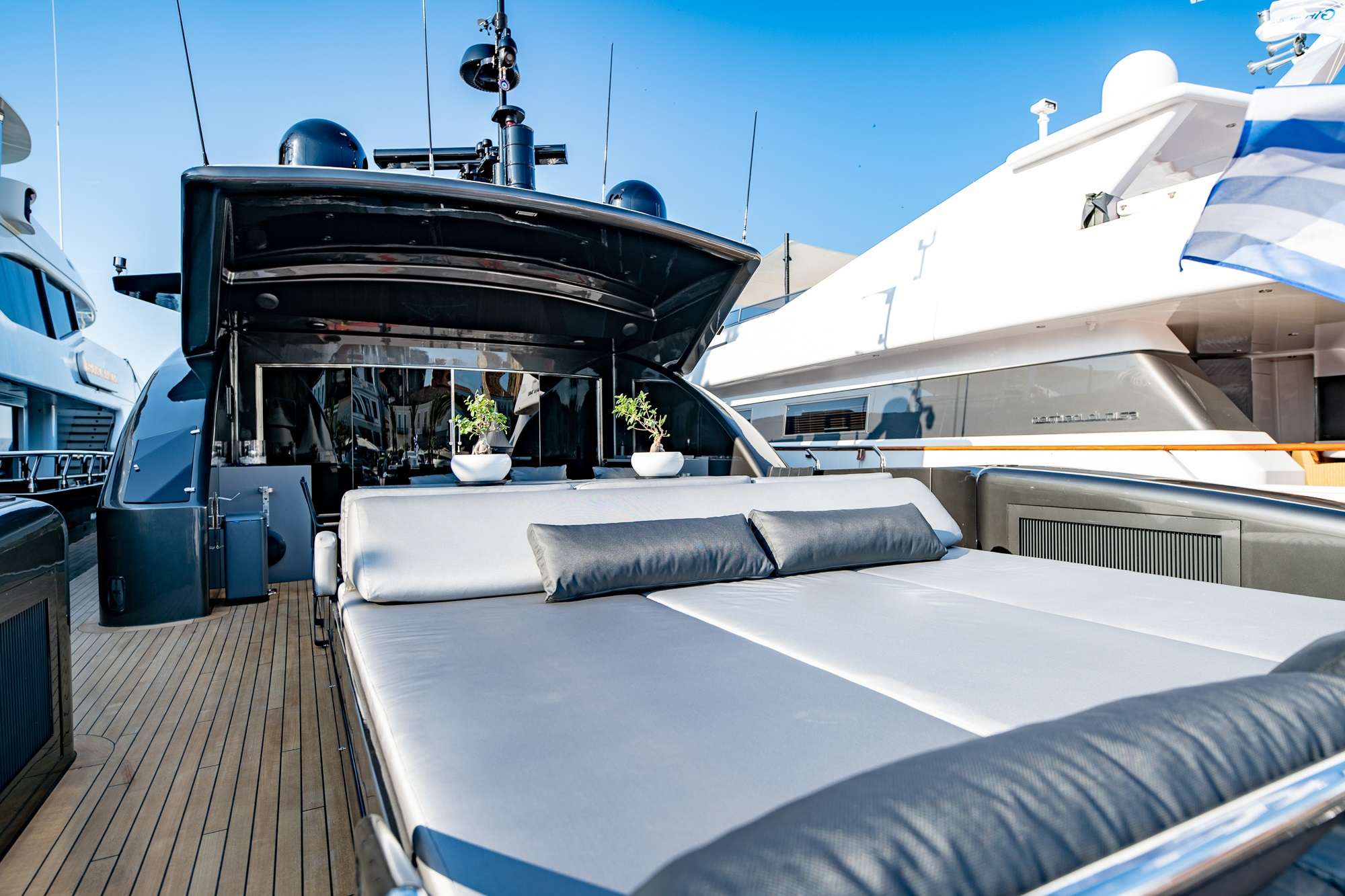 Luxury Crewed Motor Yacht EVA photo 3