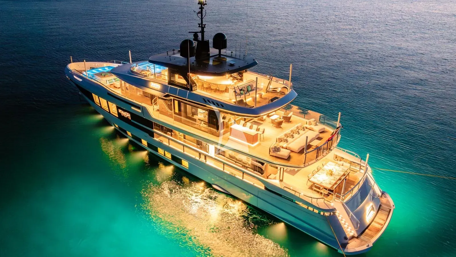 Luxury Crewed Motor Yacht EVA4EVA photo 7