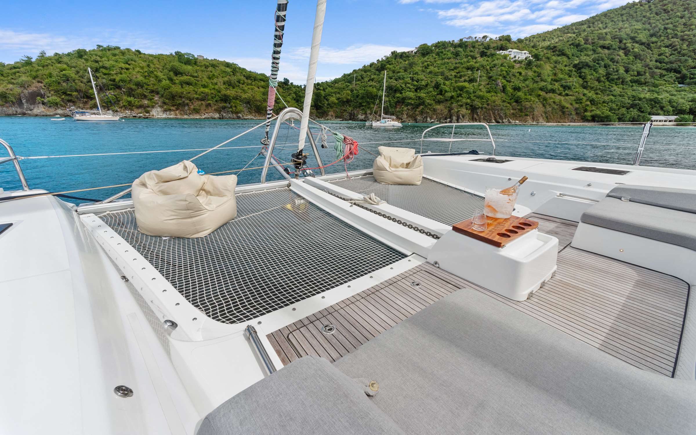 Crewed Catamaran EVENSTAR photo 6