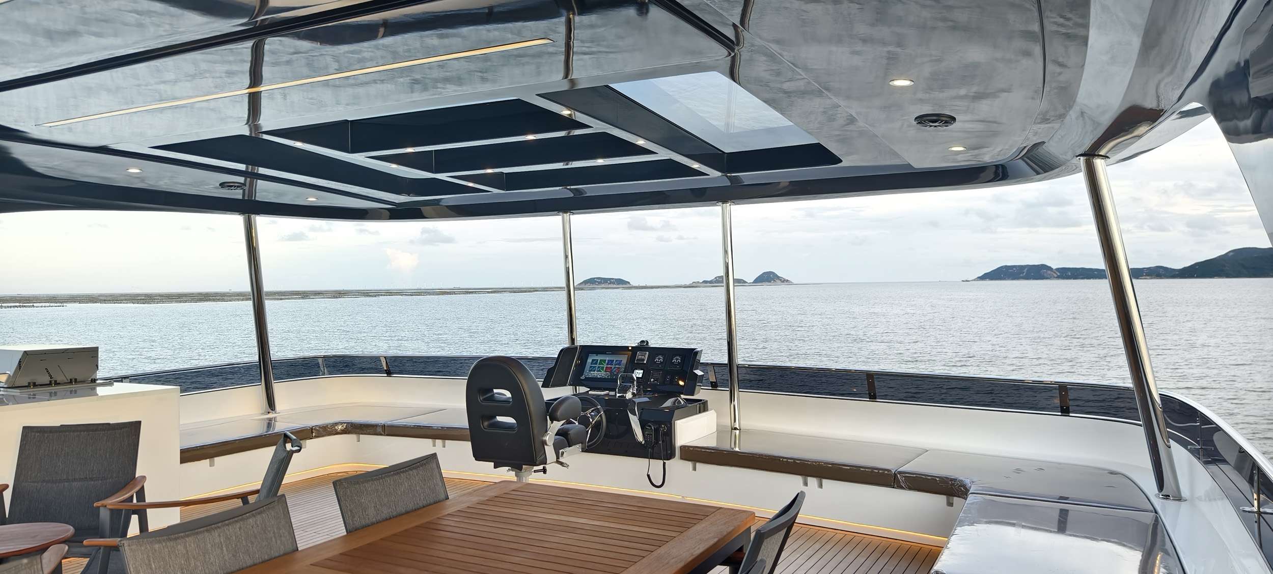 Crewed Power Catamaran EVITA photo 3