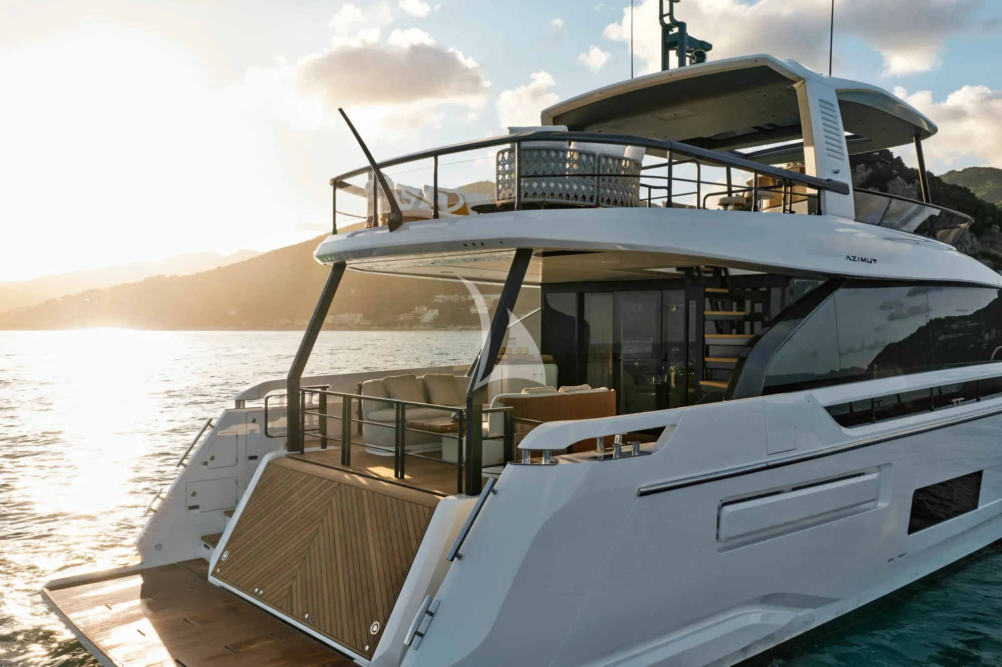 Luxury Crewed Motor Yacht EXPLORA photo 6