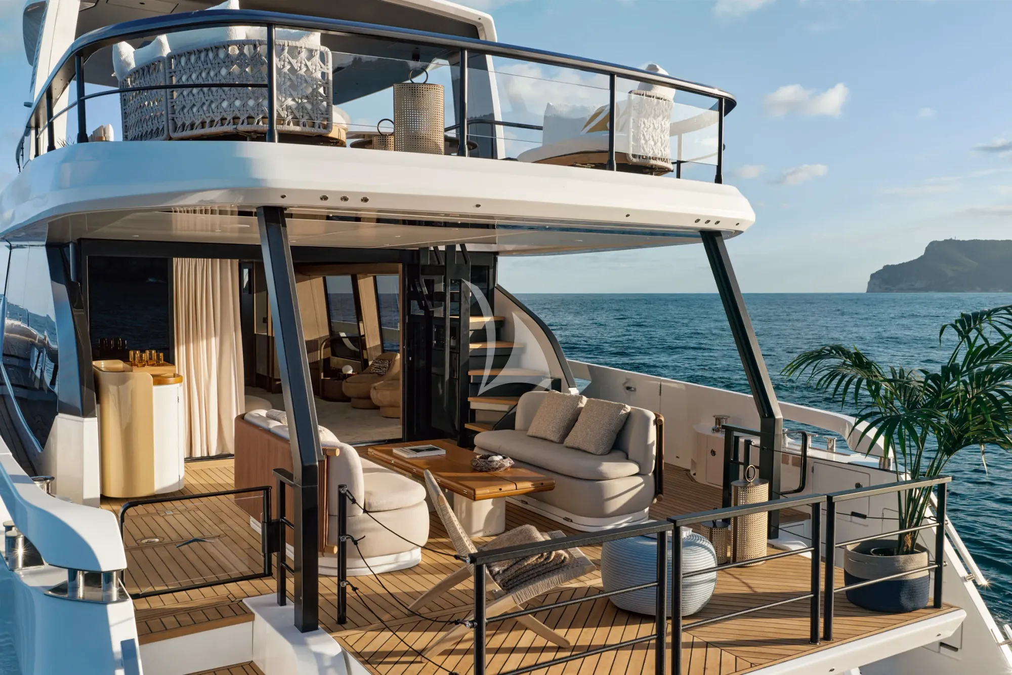 Luxury Crewed Motor Yacht EXPLORA photo 7