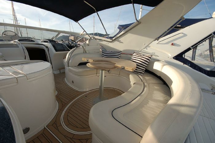 Crewed Motor Yacht Fairline Targa 43 photo 4