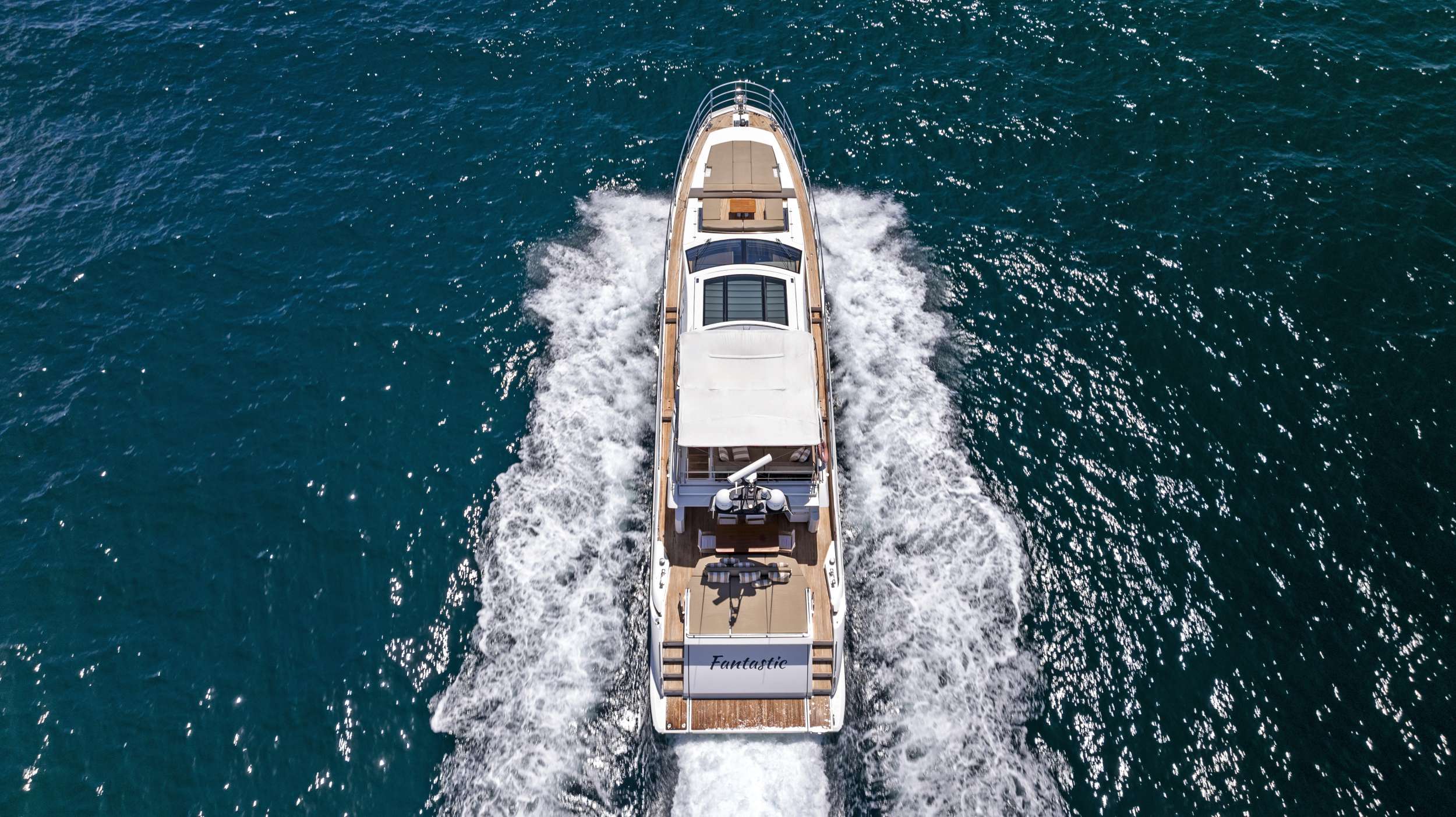 Crewed Motor Yacht FANTASTIC photo 4
