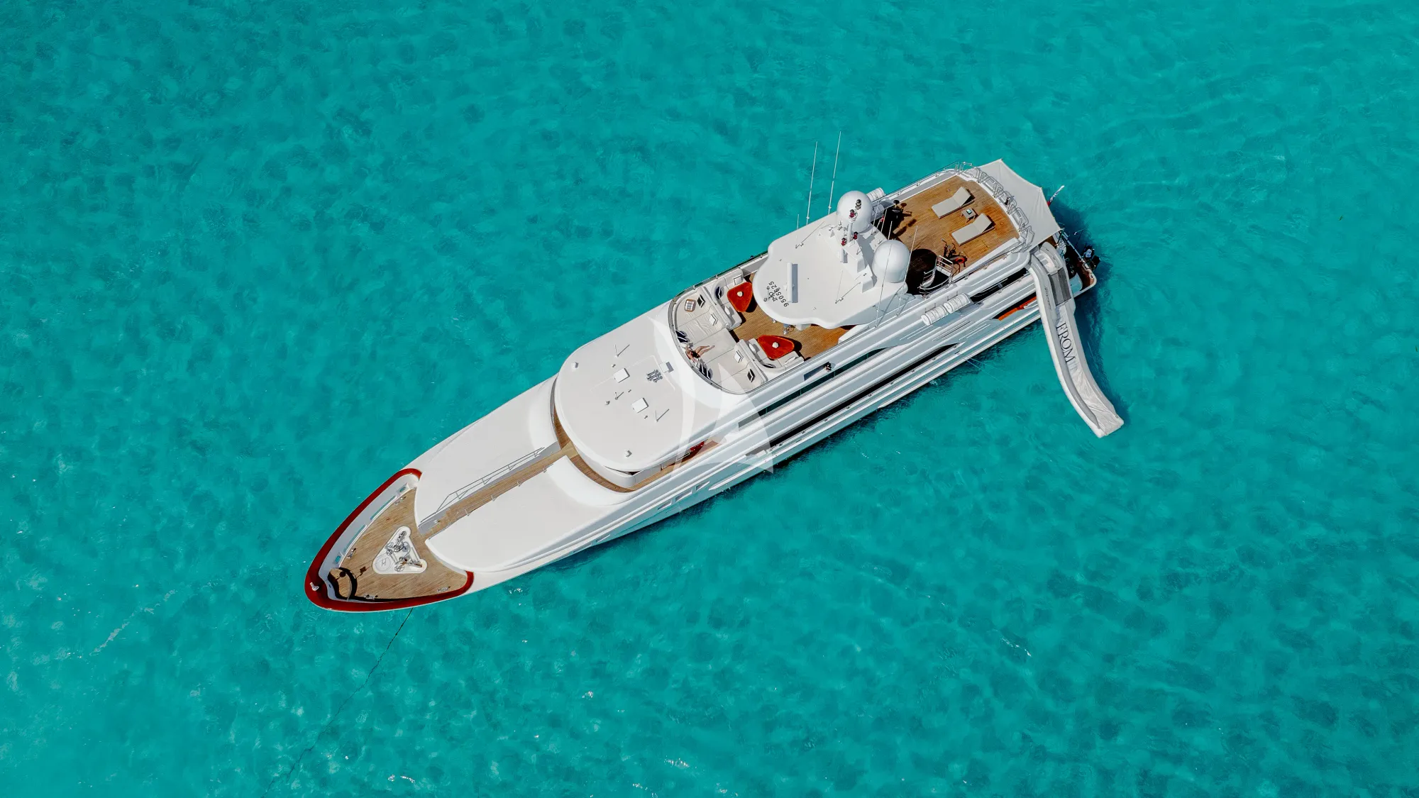Luxury Crewed Motor Yacht FAR FROM IT photo 6