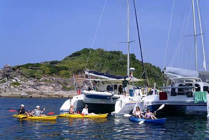 Luxury Crewed Catamaran Faraway 48 photo 3