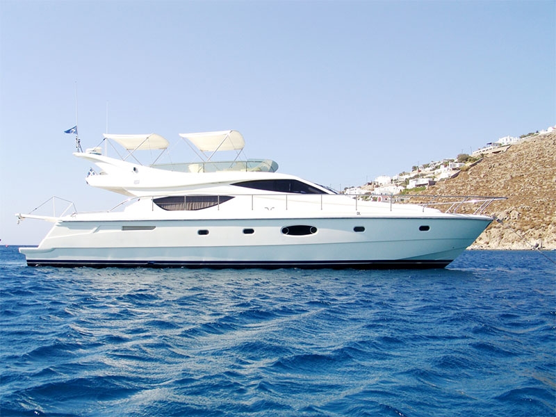 Crewed Motor Yacht Ferretti 550 Flybridge