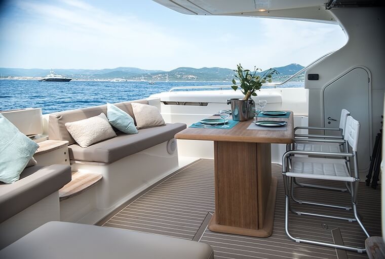 Crewed Motor Yacht Ferretti 620 photo 3