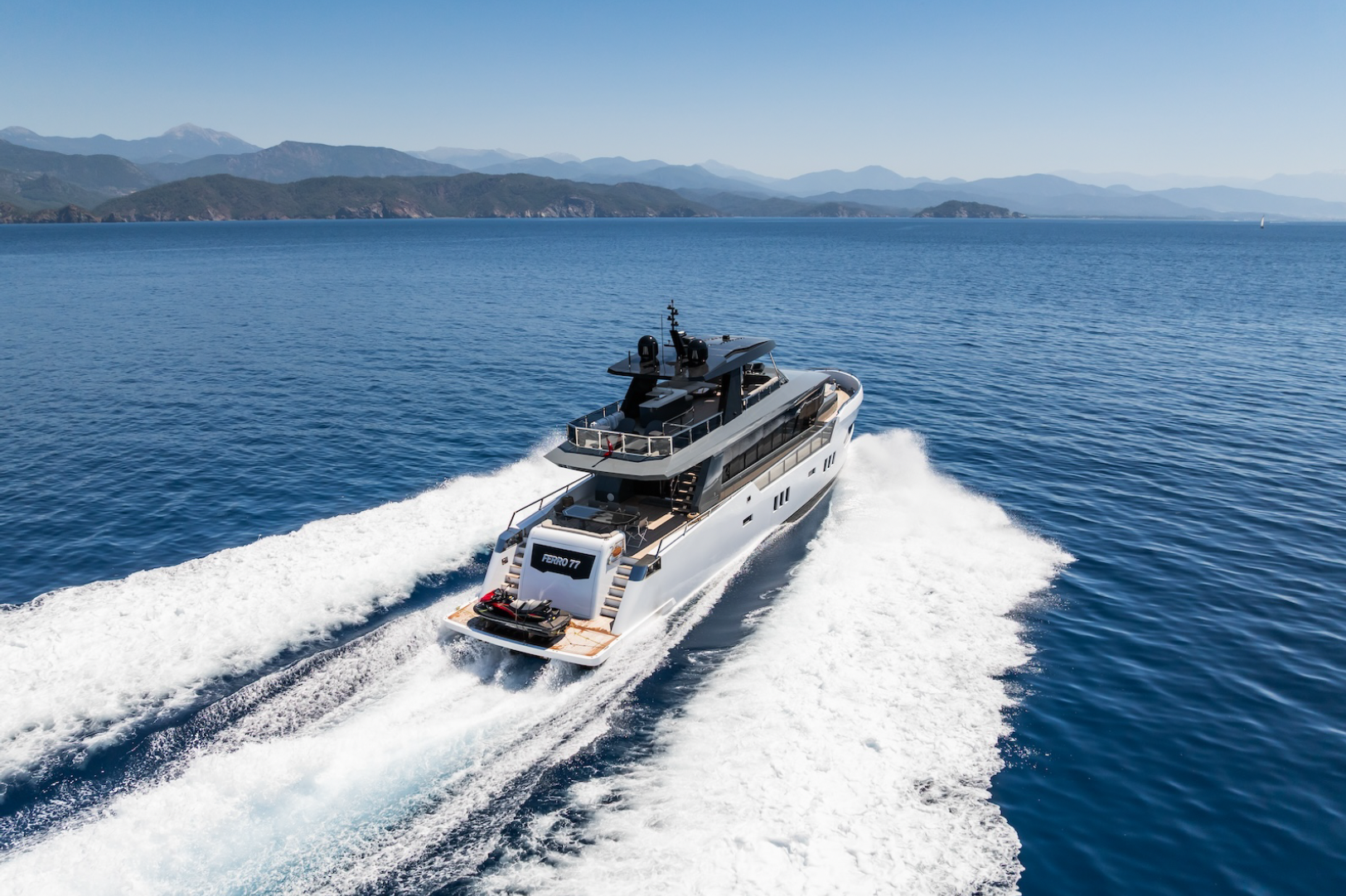 Luxury Crewed Motor Yacht FERRO 77 photo 4