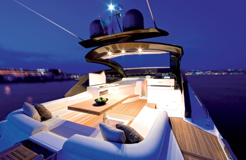 Crewed Motor Yacht Fiart 47 Genius photo 3