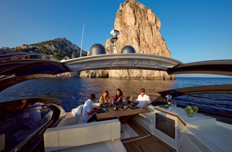 Crewed Motor Yacht Fiart 47 Genius photo 4