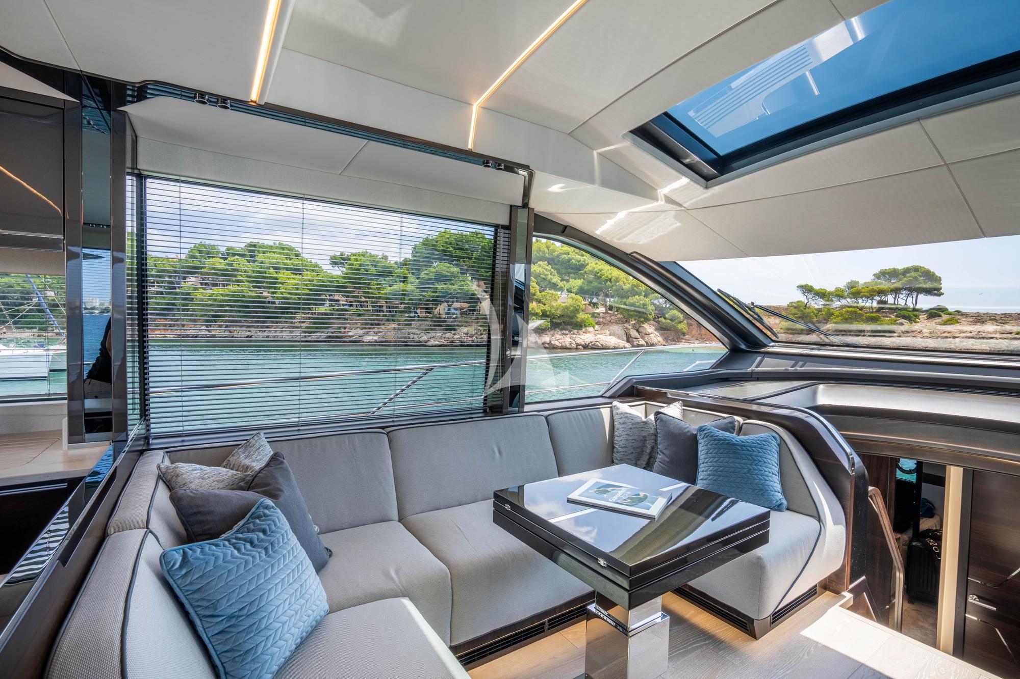 Luxury Crewed Motor Yacht FIVE II photo 7