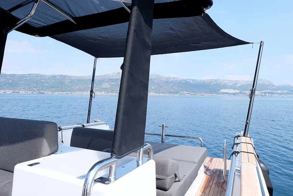 Bareboat Motor Yacht Fjord 36 Open photo 4