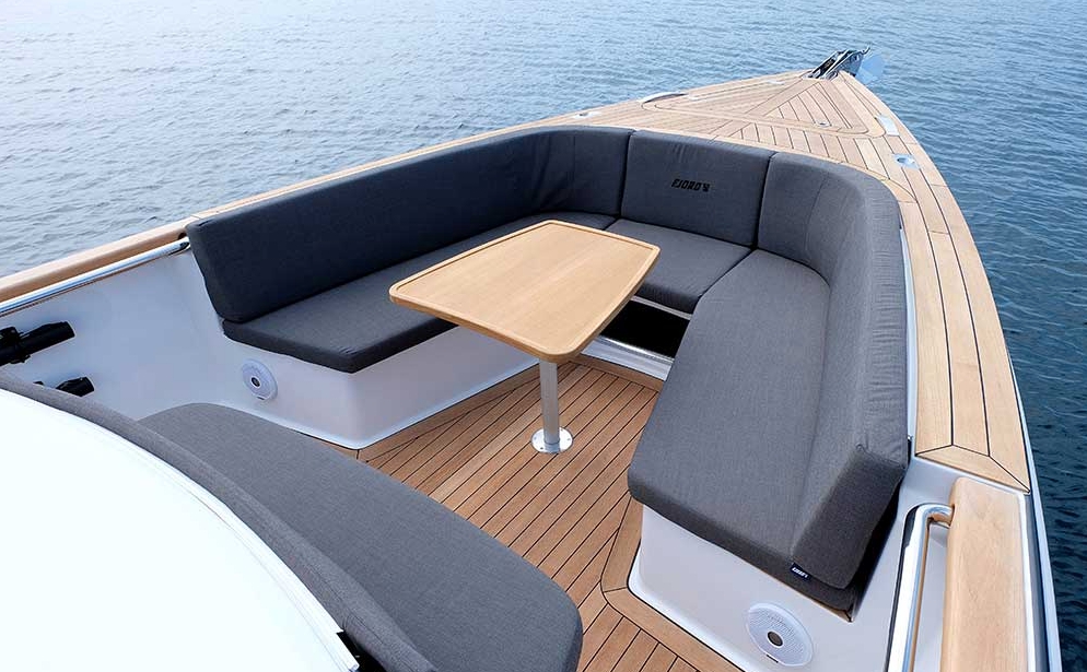 Bareboat Motor Yacht Fjord 36 Open photo 3