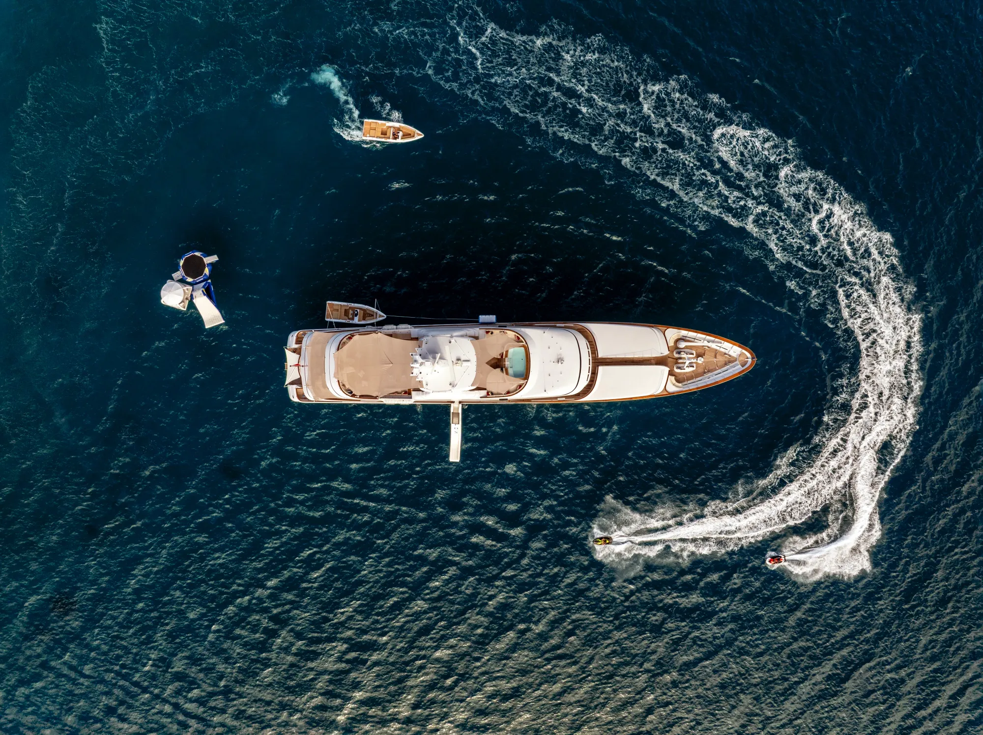 Luxury Crewed Motor Yacht FOS photo 7