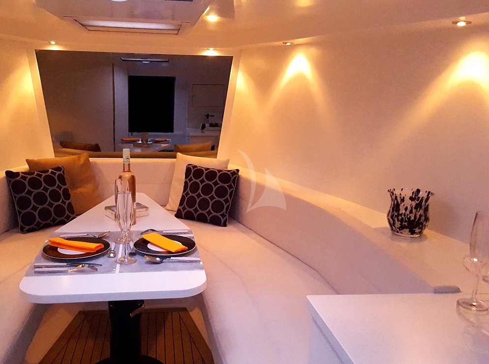 Crewed Motor Yacht FLASH photo 6