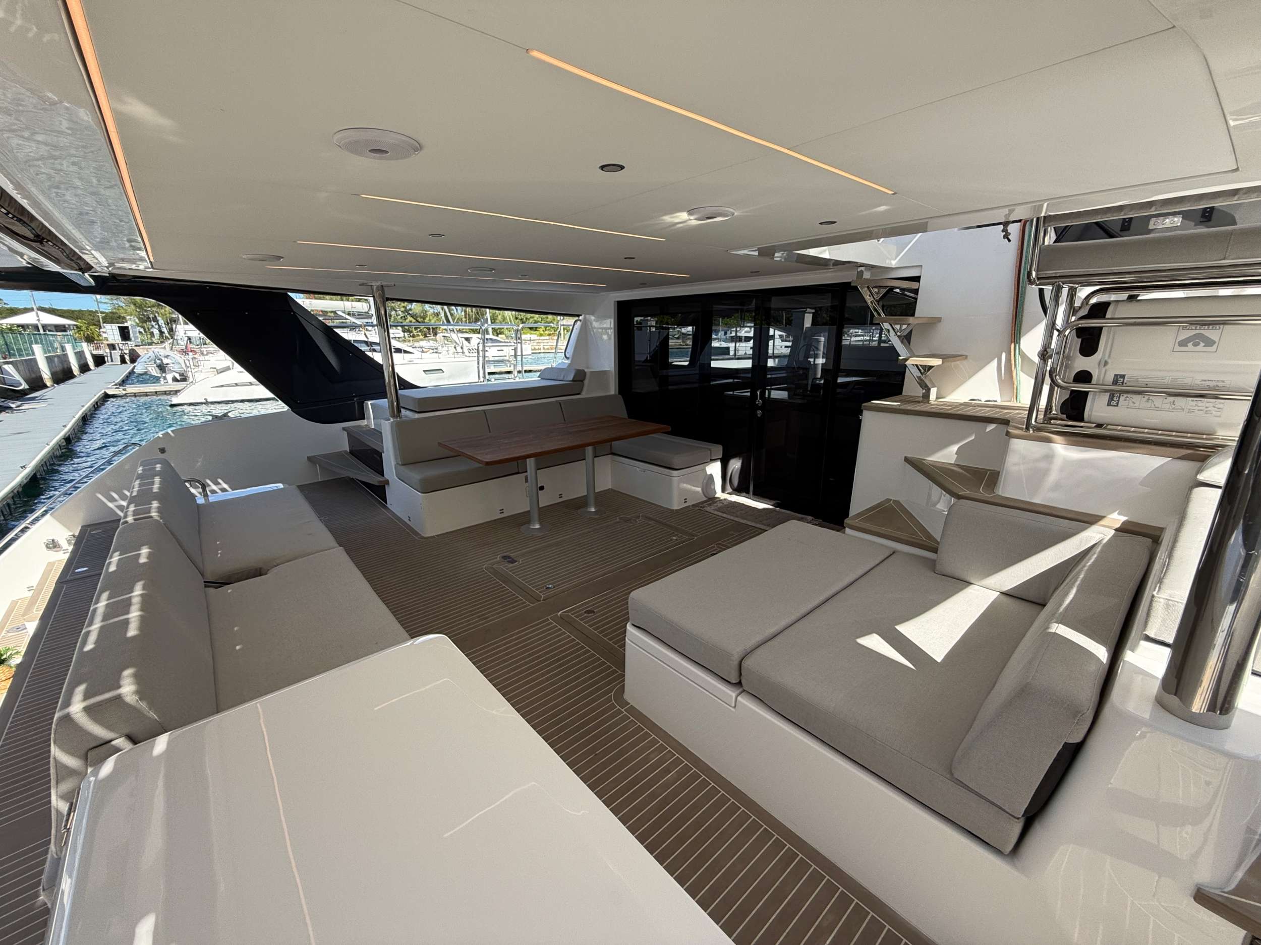 Luxury Crewed Catamaran FLYING WHALE photo 4