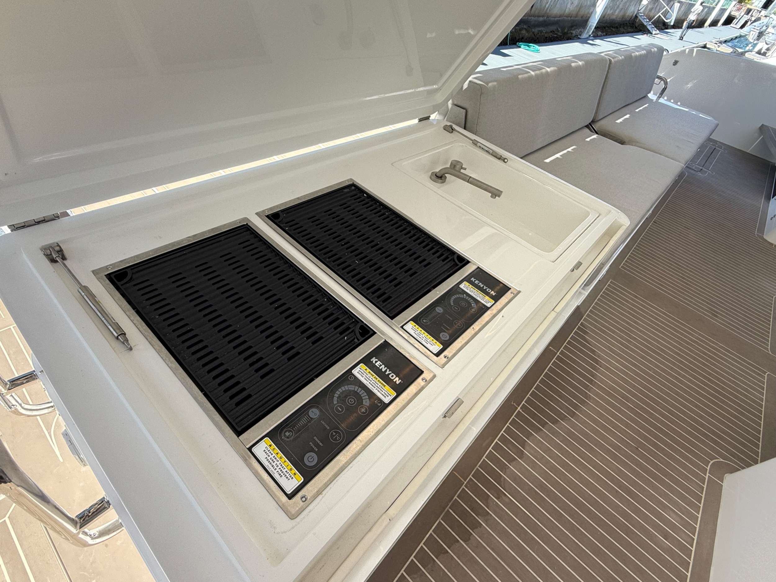 Luxury Crewed Catamaran FLYING WHALE photo 6